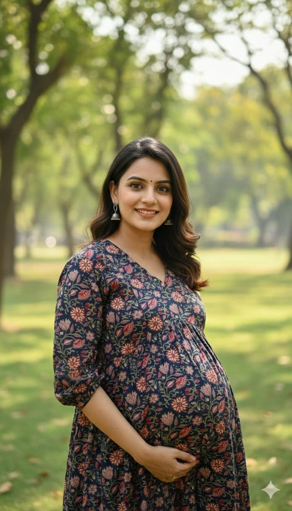 Floral Print 60/60 Cotton Slitted Maternity Kurti-Pant Set with feeding Zips